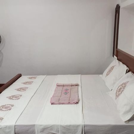 Relax Home Rambukkana Εξωτερικό φωτογραφία